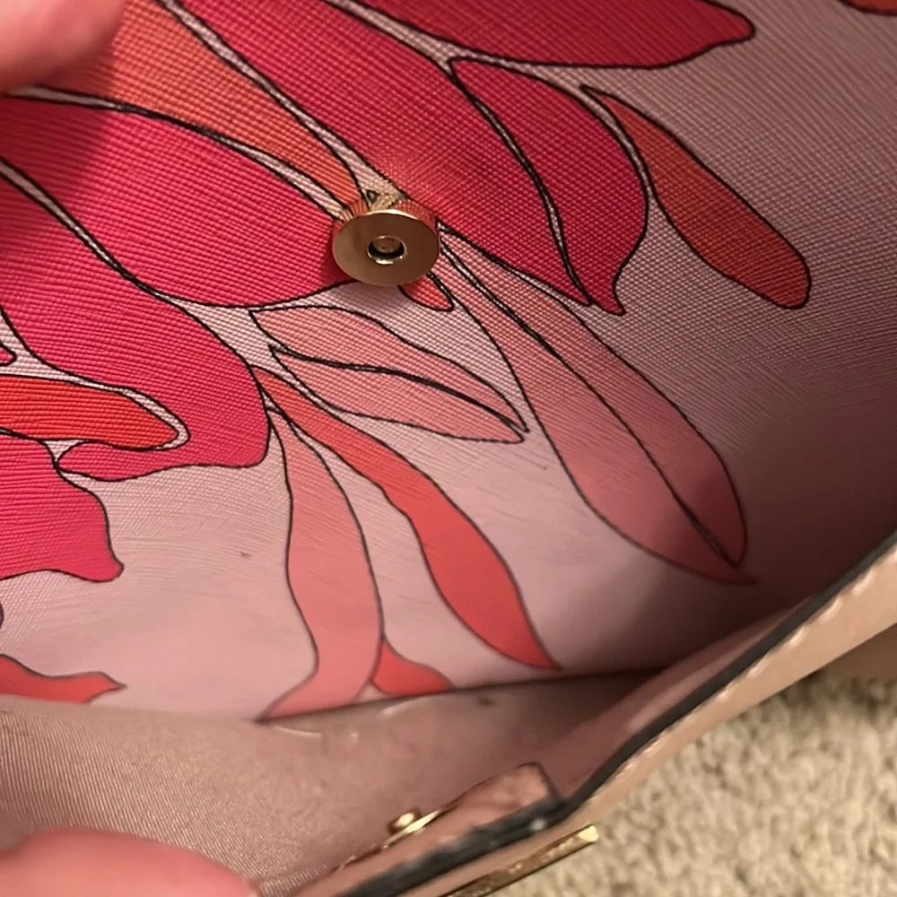 Trina Turk In Desert Rose Crossbody Bag - Picture 4 of 4